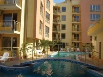 Хотел Palm Court
